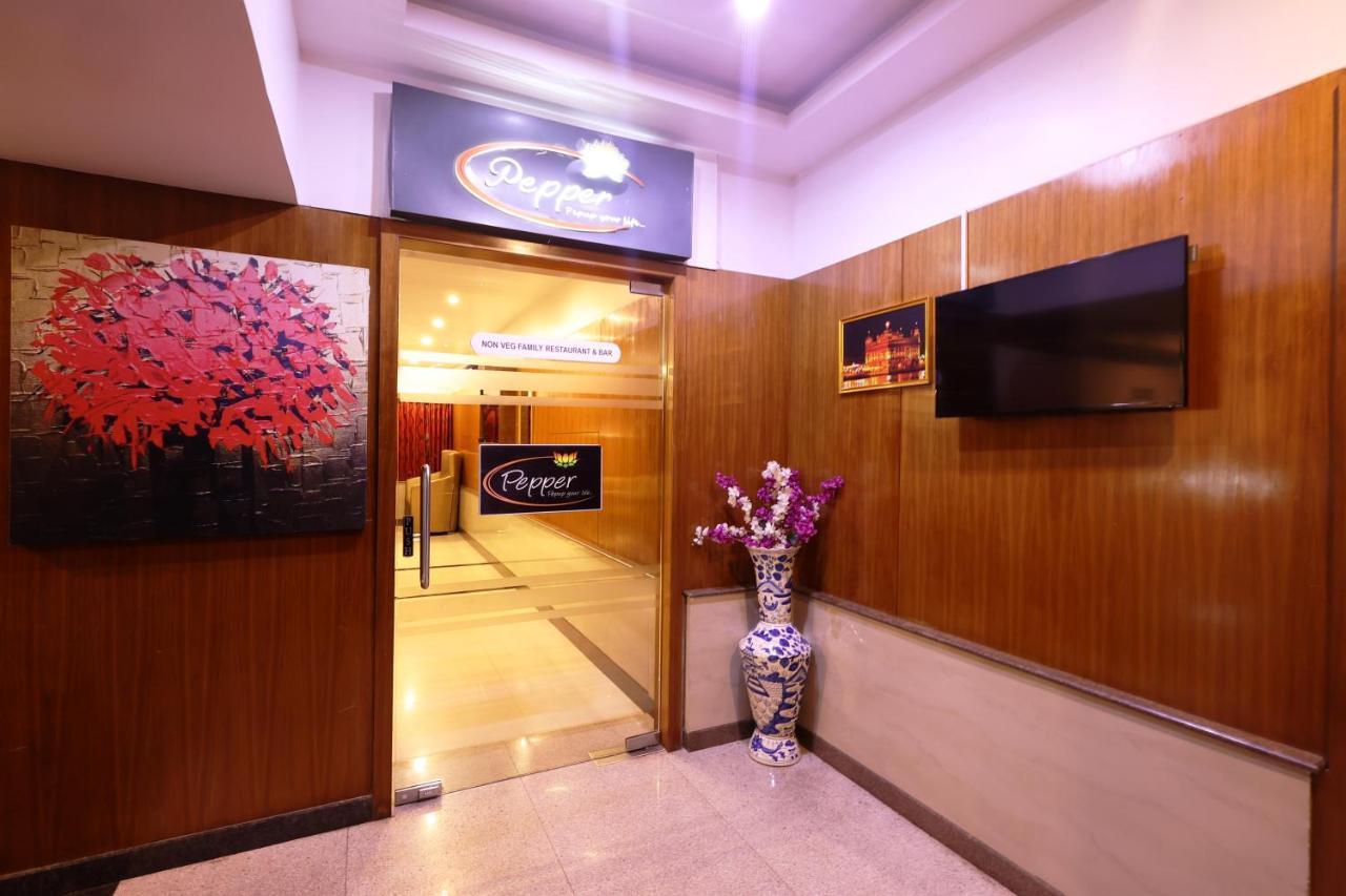Akash Inn Shimoga Eksteriør bilde
