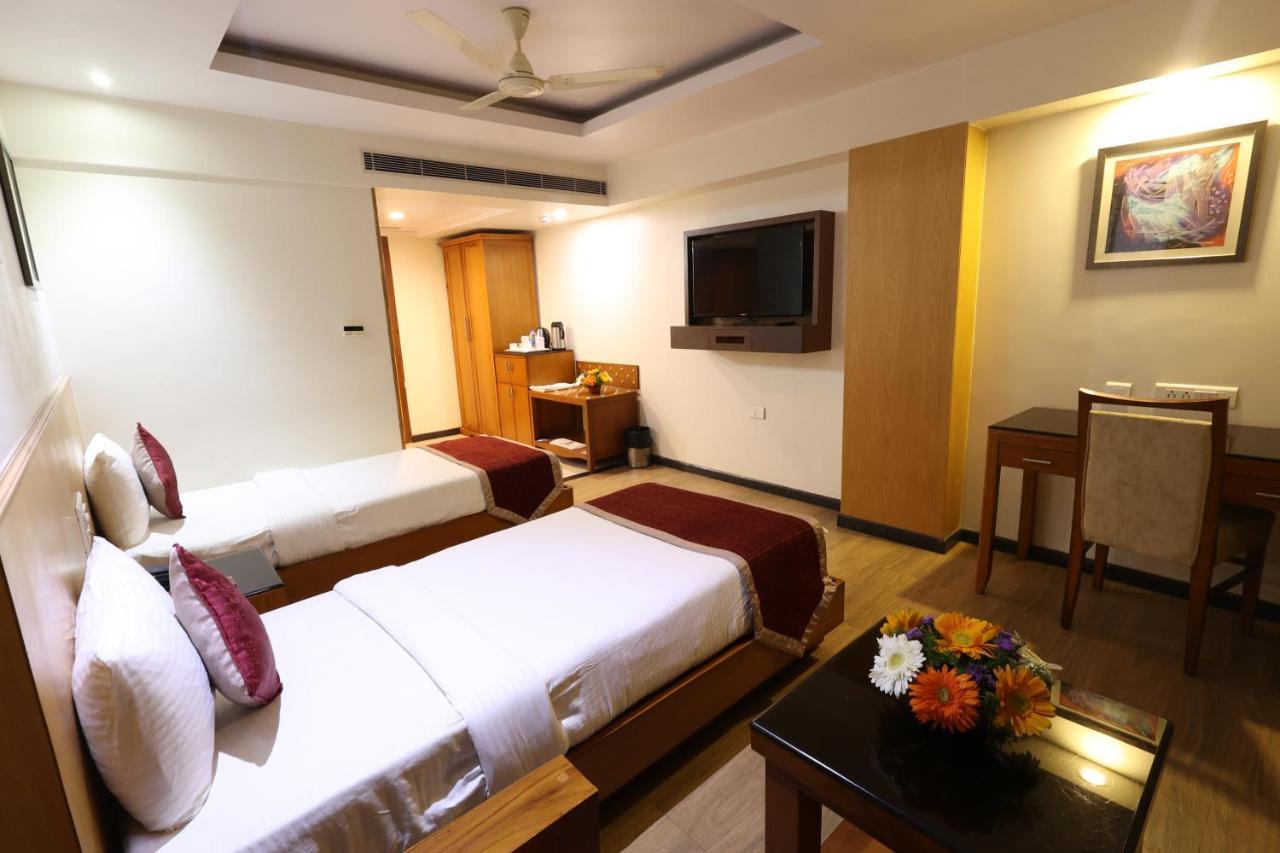 Akash Inn Shimoga Eksteriør bilde